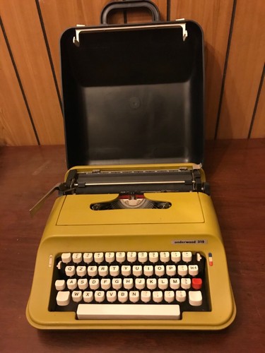 Macchina per scrivere - , olivetti