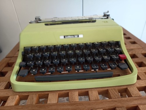 Macchina per scrivere olivetti - macchina,