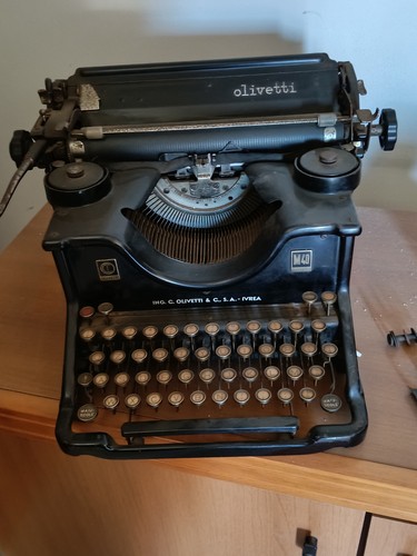 Macchina per scrivere olivetti - macchina,