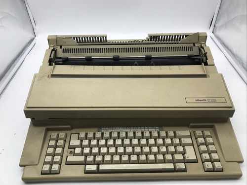 Macchina per scrivere olivetti - per,