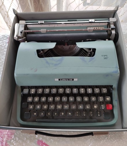 Macchina scrivere olivetti - da,
